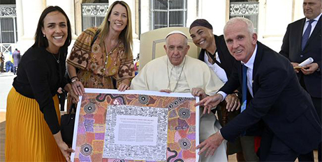 0530ulur Chiaro Porro Jacqui Remond Pope Francis Theresa Adler Dermot Nestor Vatican Media 44265catthumb