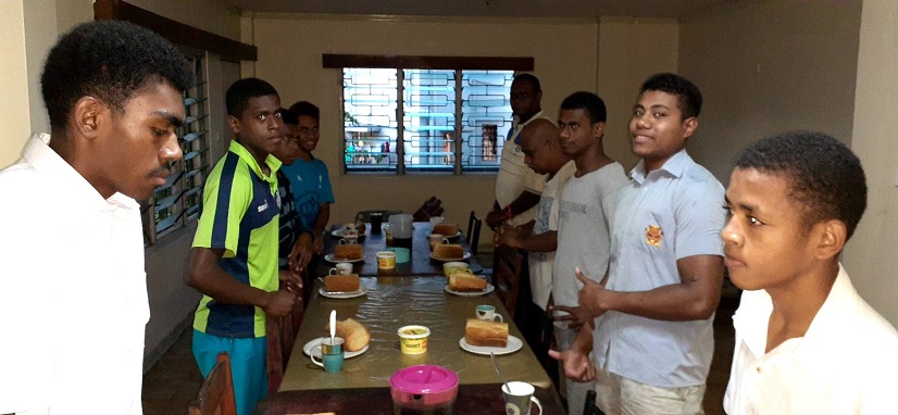 chev hostel suva breakfast