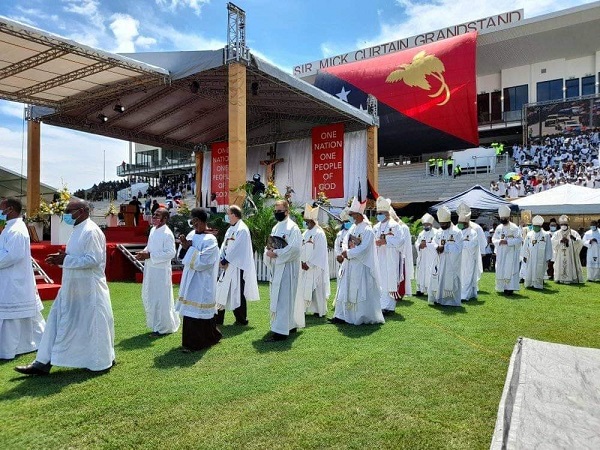 somare funeral bishops