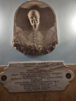 victor jouet plaque Copy