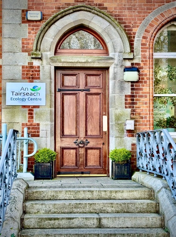 jw door